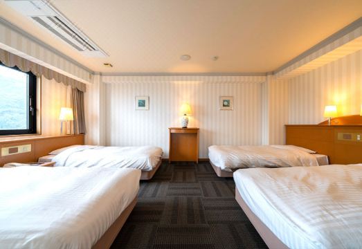 호텔 캐슬 인 이세메오토이와 주변 부부암 전경