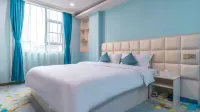 Lotus Hotel Apartment Hotels in Guangzhou Railway Station and Yuexiu Park Area