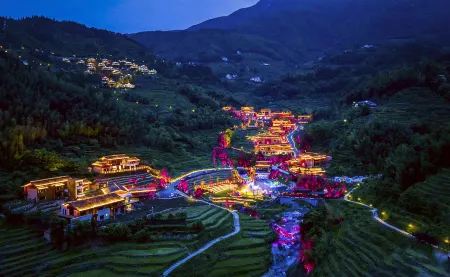 Yuanshan Homestay in Taoyuan Terraced Fields