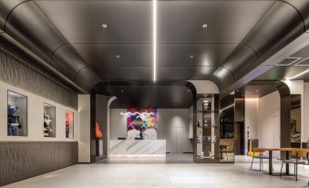 Mega Rise Hotel