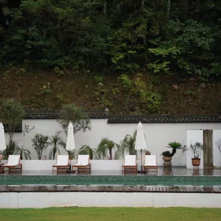 Xuan'an Cliff Guesthouse (Moon Bay Scenic Spot, Jing County)