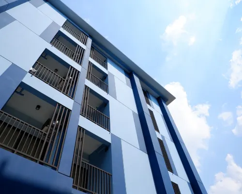J & L Residence and Spa Hotels near Bang Khae
