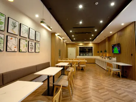 Pinrui Hotel (Tonghua Wanda Plaza) Отели в г. Тунхуа