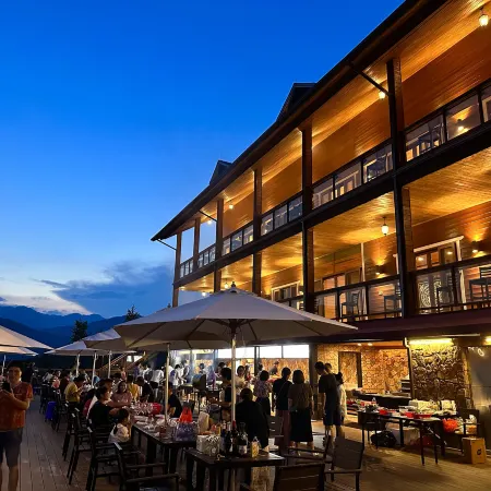 MounTours Resort
