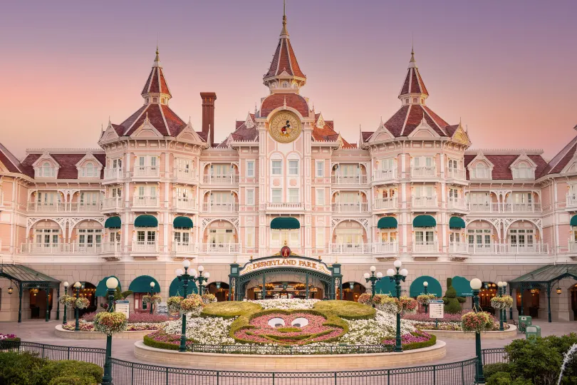 Disneyland Hotel