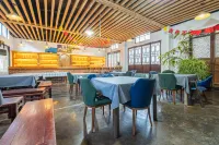 The Fallen Flower Old House - Luxurious Garden Suites in Jiangnan Courtyard Style - พร้อมอาหารเช้า