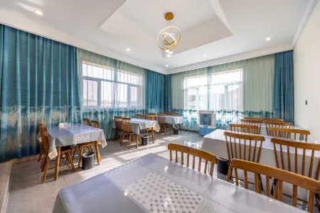 Shuya Light Living Hotel (Wuwei City Pedestrian Commercial Street Store)