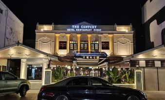 THE CENTURY HOTEL (George Town)