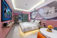 Pinyou Smart Hotel (Qujing Nancheng Store) - Esports