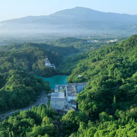 Hongzhushan Hotels & Resorts Chanyi Shanju