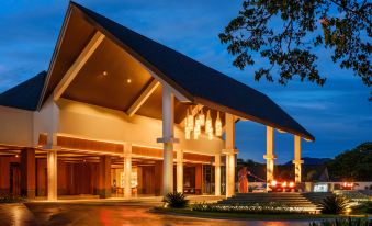 Crowne Plaza Fiji Nadi Bay Resort & Spa, an IHG Hotel