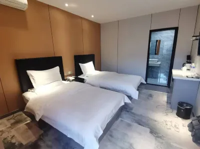Heart's Promise Holiday Hotel (Changzhi Wanda Plaza) Hotels near Changzhi Wanda Plaza