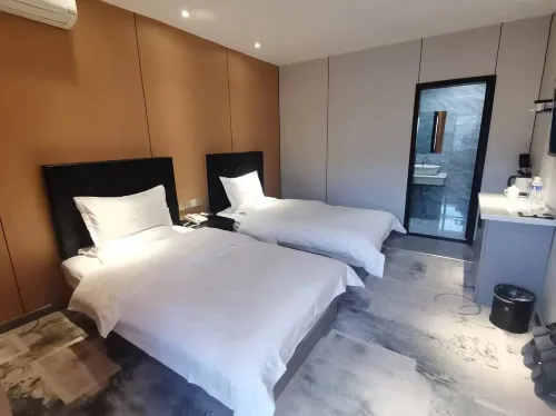 Heart's Promise Holiday Hotel (Changzhi Wanda Plaza)