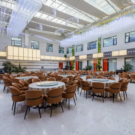 Luohe Junhao Licheng Hotel