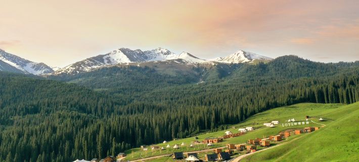 Joan Kushtai Joong Valley Bay Wild Luxury Camp Hotels in Tekes County