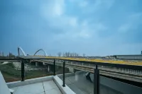 Floral Hotel · Chongming Yueting, Time Village Hotel (Xijiagang Branch)