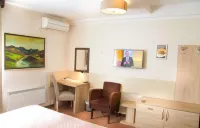 Philia Hotel