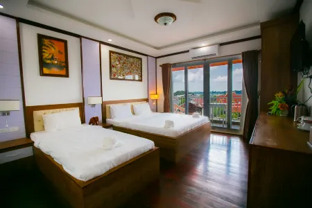 Vientiane Ruby Riverside Hotel & Hostel