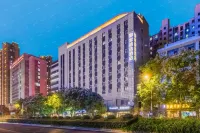 Homeinn Plus Hotel (Changzhou Dinosaur Park Wanda Plaza) Hotels near Changzhou Benniu Airport