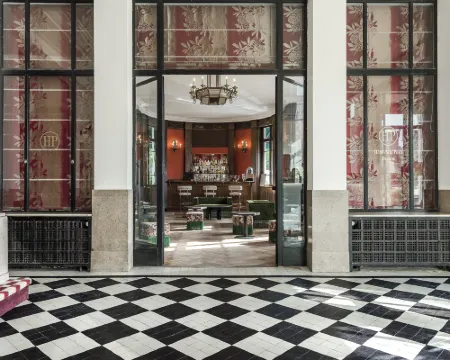 Hôtel de la Poste Hotels in Beaune