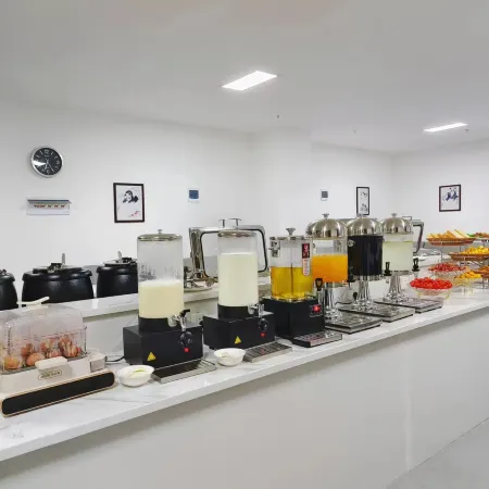 Jinjiangyuan Hoilday Hotel