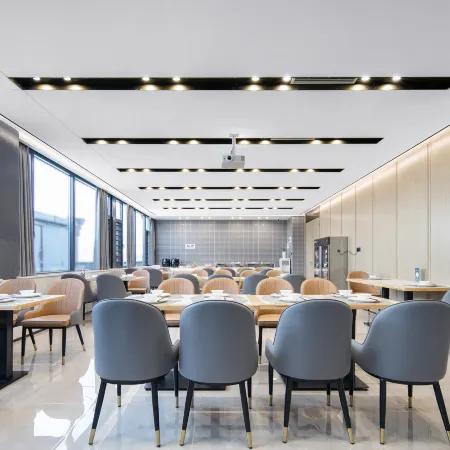 Huijia Lanting Hotel ( Xiangyang No.5 Middle School)