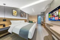 YiJia Hotel Hotels in Shilin