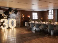 Kennigo Hotel Brisbane, Independent Collection by an EVT hotel Hotels in Spring Hill
