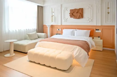 Yunmeng Theme Hotel (Ganzhou University Town)