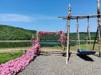 Yimeng Island Camping Hotels in Jingyu County