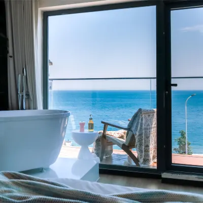 Qingdao Yuehai Scenic Apartment (Laoshan Scenic Area) Hotels near Laoshan Scenic Spot