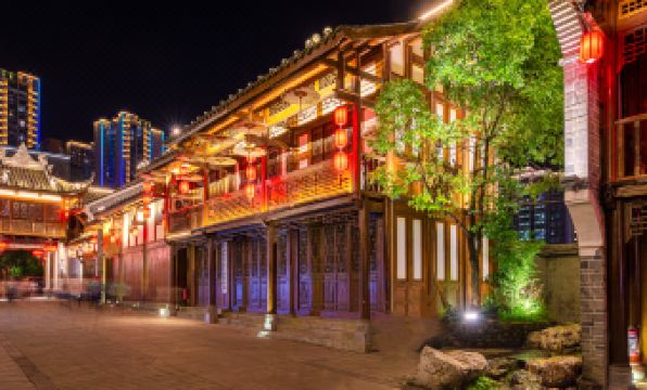 Vyluk Hotel (Chengkou Passenger Transport Center)