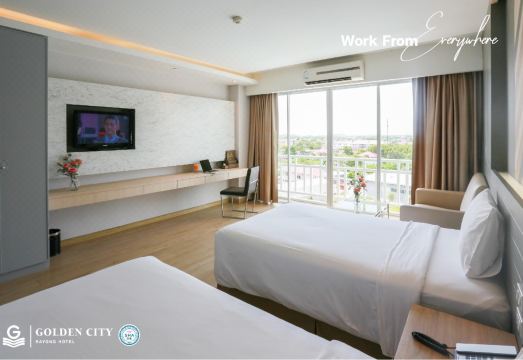 4. 골든 시티 라용..