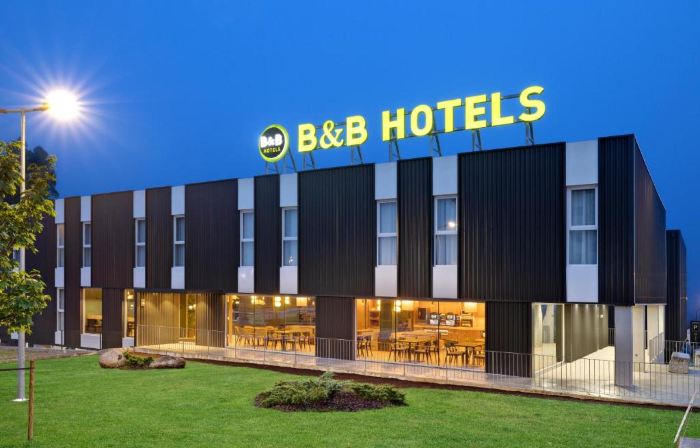 B&B HOTEL Santiago Milladoiro