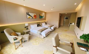 Delingha Shicheng Garden Hotel