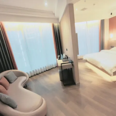 Yingshan Yuehao Hotel