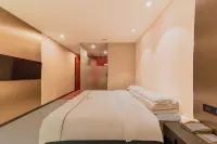 Hotel  Z (Shenzhen Futian Nonglin Subway Station) Hotel berhampiran Shenzhen Rencaiyuan