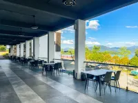 East river lake white corridor jiang Hua Qing she - bar