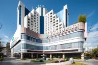 Chuxiong WeishengXiongbao Hotel