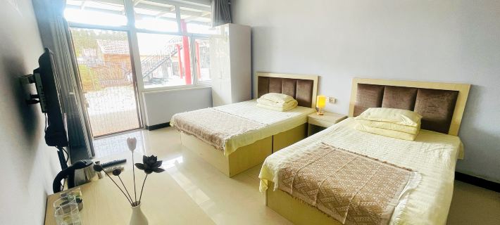 Fushanju Guesthouse Hoteles en Guyuan