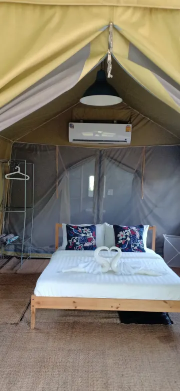 เต็นท์ปลอดสูบบุหรี่(เตียงควีนไซส์)