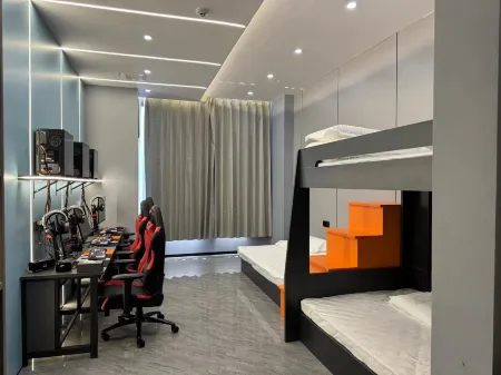 Linquan W+ Esports Hotel Отели рядом с достопримечательностью «Jiangziya Culture Square»