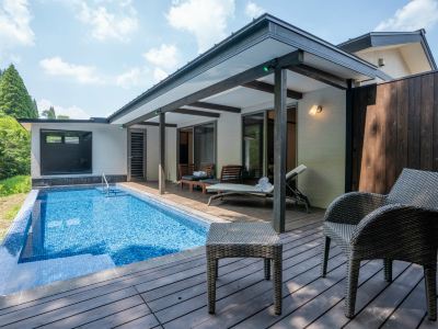 ペット不可[関山]プライベート温泉プール付川沿いヴィラ[ラグジュアリー][和洋室][禁煙][リバービュー] 旅籠彩くらの写真