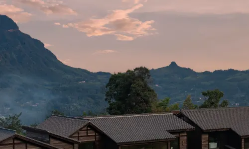 Trip.com Group Country Retreats (Zhang Jiajie Manson Joint Resort）