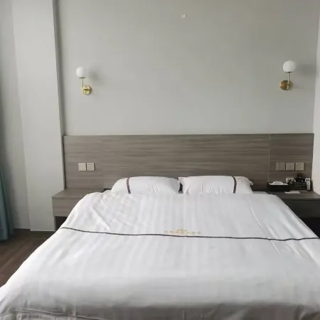 Shipingford Hotel (Longpeng Town)