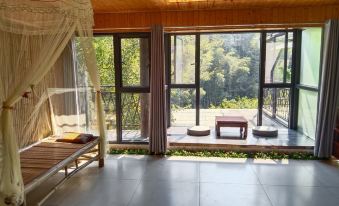Meiling Stone House Homestay