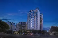 Chengzhong Blue Sky Hotel Các khách sạn gần Baixi Haochi Street