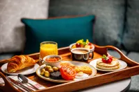 Holiday Inn MANCHESTER AIRPORT by IHG - breakfast