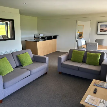 Edgewater Hotel Hotel di Wanaka