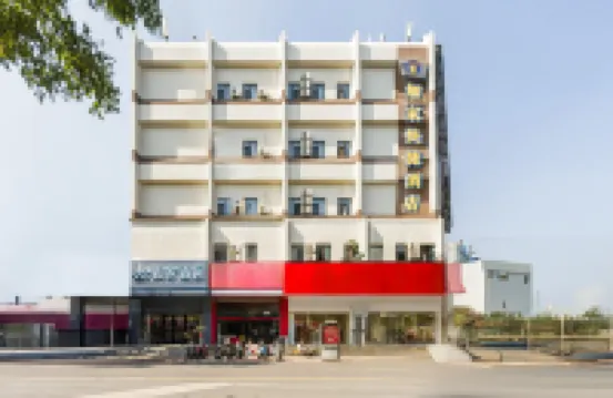 Homeinn Hotel (Zibo Zichuan Jixiang Road District Government) Hotel di Zibo